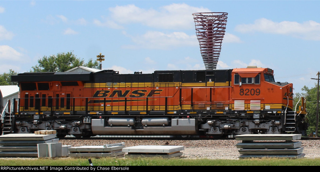 BNSF 8209